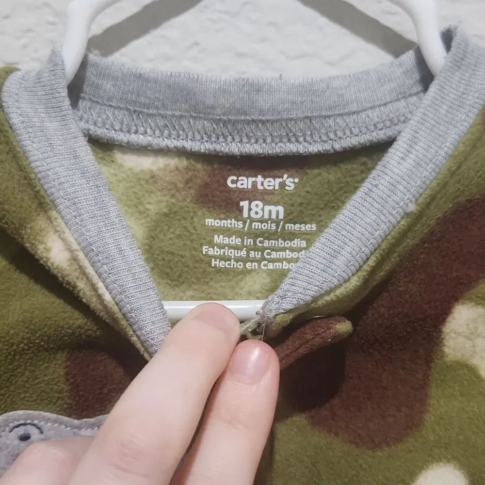 Carter's 18M Fleece Footed Pajamas Dino Sports Print Zip One Piece‎ Baby Sleeper